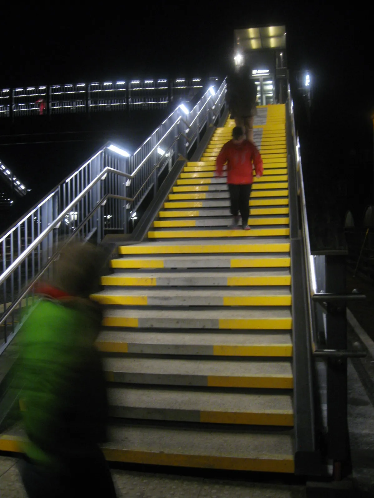 LYS PÅ GLUMSØ & LUNDBY STATIONSBROER